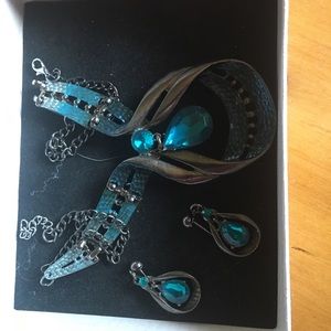 Brand New blue necklace and earring set